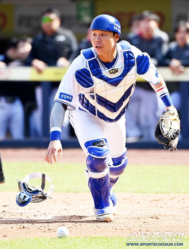 22일 대구삼성라이온즈파크에서 열린 LG와 삼성의 시범경기. 4회초 1사 3루 삼성 포수 박세혁이 배찬승의 투구를 막아내고 있다. 대구=허상욱 기자wook@sportschosun.com/2026.03.22/