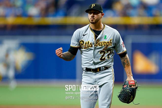 ▲ 2023년 피츠버그 당시 빈스 벨라스케즈. 벨라스케즈는 2024년과 2025년은 수술 및 한국행으로 메이저리그 출전 경력이 없으며 올해 복귀를 노리고 있다