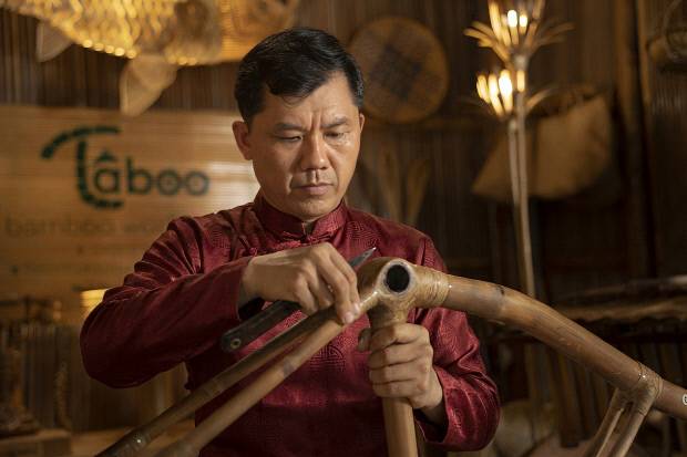 베트남 대나무 공예 장인인 보 탄 탄. 영암문화재단 제공