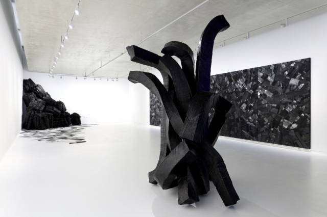 청조갤러리 2관 ‘Black’