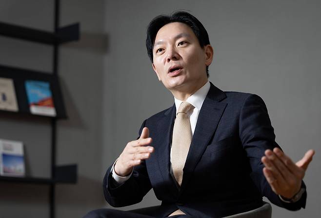 박상용 검사는 더불어민주당 주도로 특검에 의해 공소 취소가 되는 상황만은 막기 위해 제기된 의혹에 반박하며 입장을 밝히고 있다고 말했다. 전민규 기자