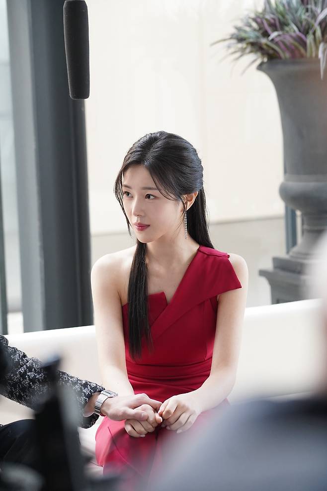 ‘그의 사랑은 거짓이었다’ 방송 캡쳐 아이오케이이엔엠 제공