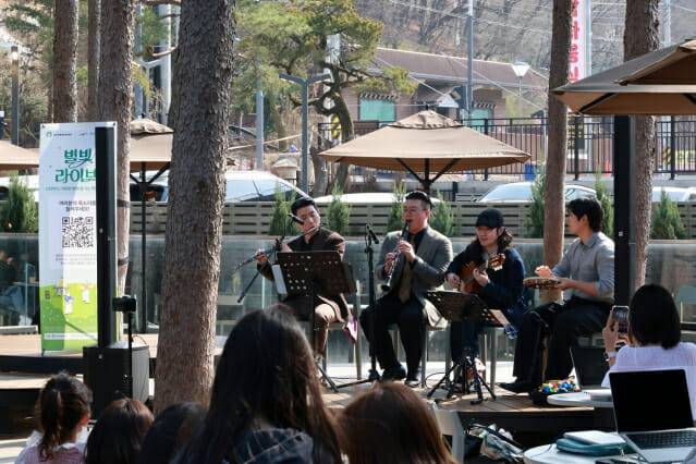 스타벅스 별빛 라이브