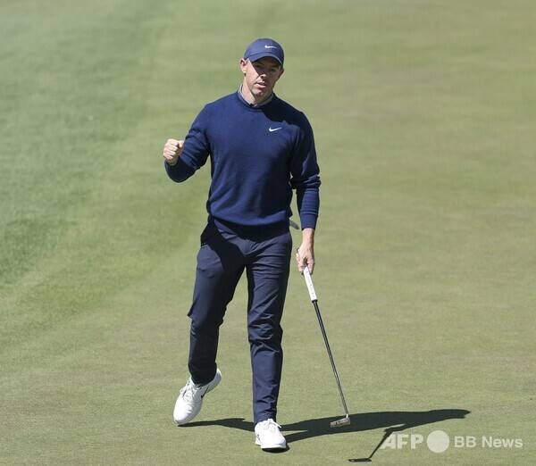 2026년 남자골프 메이저 대회 마스터스 토너먼트에 출전한 미국프로골프(PGA) 투어 멤버 로리 맥길로이(북아일랜드)가 1라운드에서 경기하는 모습이다. 사진제공=ⓒAFPBBNews = News1 (사진을 무단으로 사용하지 마십시오.)