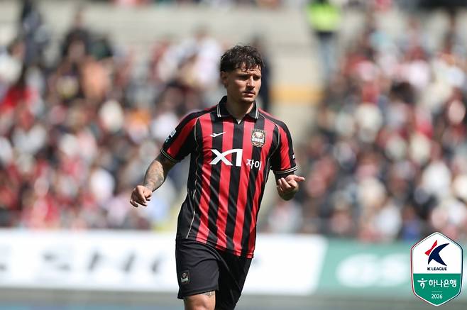 서울 클리말라가 11일 서울월드컵경기장에서 열린 전북과의 하나은행 K리그1 2026 7라운드서 공격을 시도하고 있다. 사진=프로축구연맹