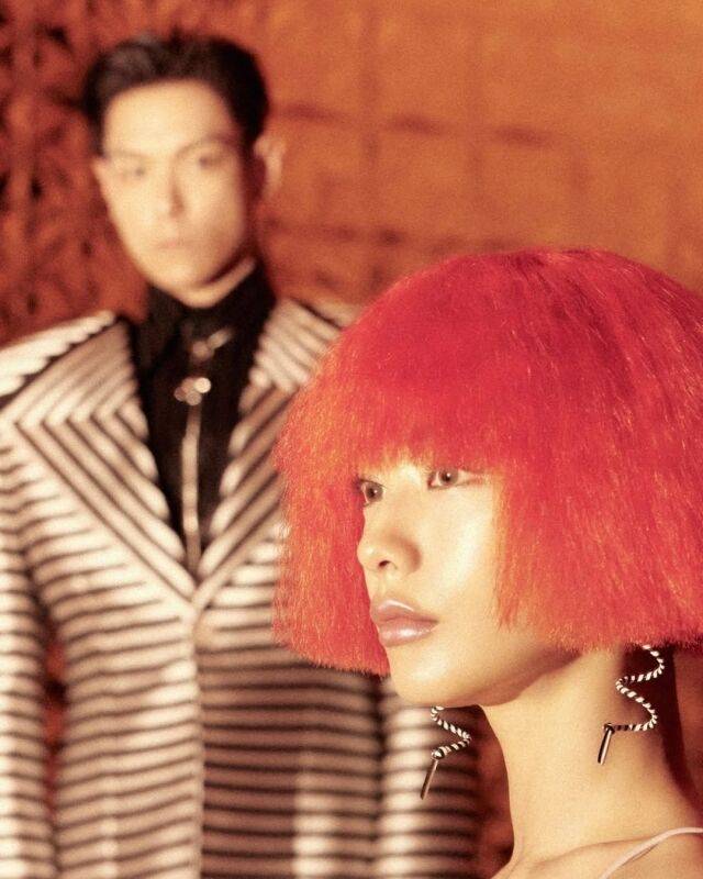 나나가 탑의 신곡 뮤직비디오에 출연하며 화제를 모았다. / 나나 SNS