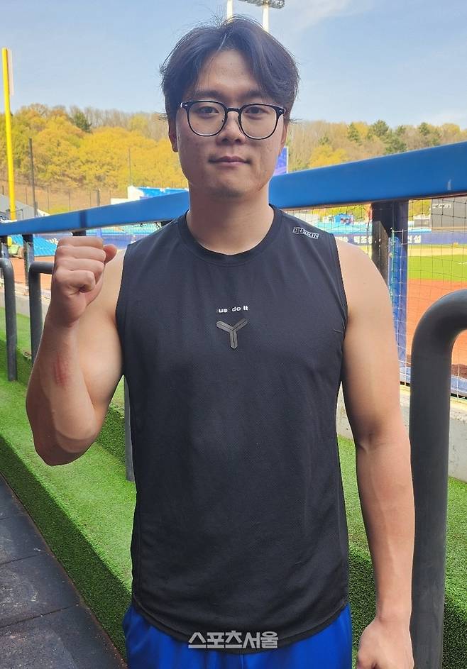 박승규가 11일 대구 삼성라이온즈파크에서 만나 인터뷰를 하고 있다. 대구=김민규 기자 kmg@sportsseoul.com