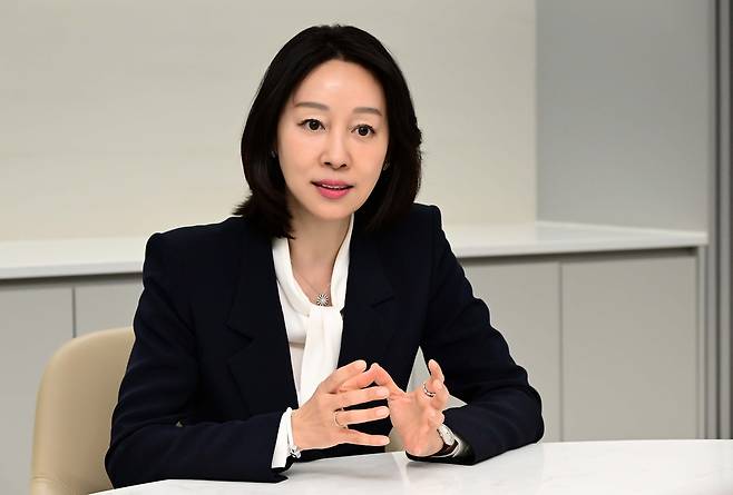 이수정 세빌스코리아 대표가 서울경제신문과 만나 인터뷰를 하고 있다. 권욱 기자