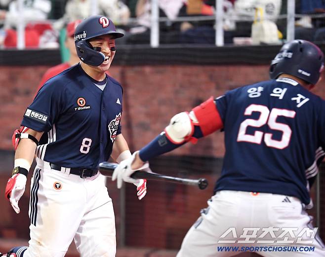 14일 인천 SSG랜더스필드에서 열린 SSG와 두산의 주중 3연전 첫 번째 경기. 4회 투런 홈런을 날린 두산 손아섭. 인천=송정헌 기자songs@sportschosun.com/2026.04.14/