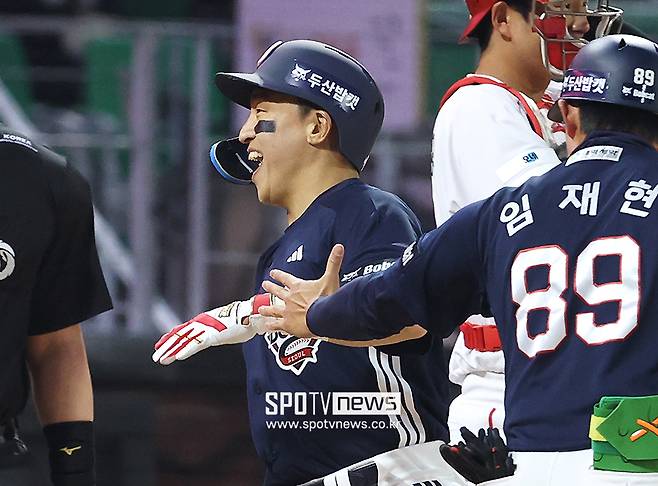 ▲ 두산 베어스 손아섭이 14일 인천 SSG랜더스필드에서 열린 2026 신한 SOL KBO리그 SSG 랜더스와의 원정경기에 2번 타자 겸 지명타자로 선발 출전해 시즌 첫 홈런을 때려내고 볼넷 2개를 골라내는 등 맹활약했다. 한화 이글스 소속이었던 손아섭은 14일 오전 두산으로 트레이드됐다. 한화의 2군 퓨처스팀에 머물다 두산 1군 선수단에 합류했다. ⓒ곽혜미 기자