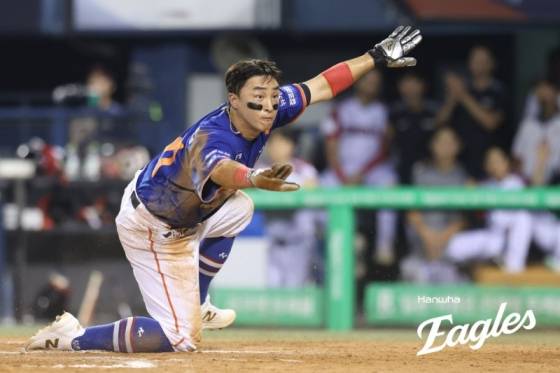 지난해 한화 이글스 유니폼을 입고 활약하던 손아섭의 모습. /사진=한화 이글스 제공