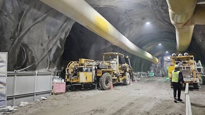 도심 지하 34m 아래 펼쳐진 GTX-B노선 시공 현장의 모습 / 김희용 기자