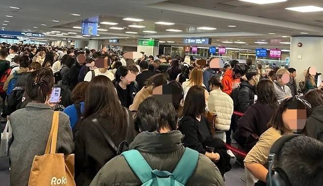 인천국제공항이 직원 서비스 평가에서 일본 나리타 국제공항에 밀린 것으로 확인됐다. 인천국제공항 입국장 모습.(사진=SNS 캡쳐)