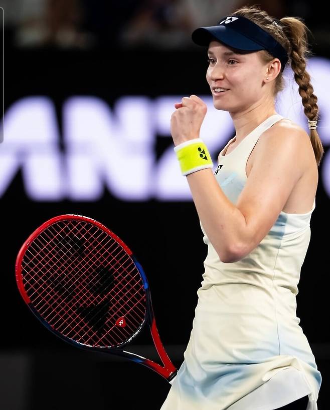 2026 호주오픈 우승 때의 리바키나. 출처 포르쉐 테니스