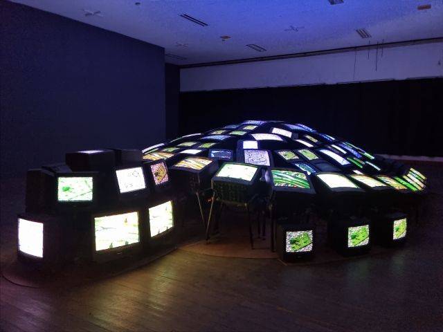 2022년 울산시립미술관이 소장품 1호로 30억원에 구입한 백남준의 ‘거북’. 국민일보DB