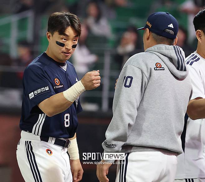 ▲ 손아섭 김원형 감독 ⓒ곽혜미 기자