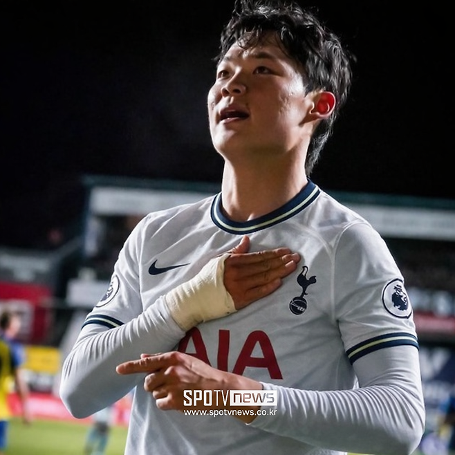 ▲ 튀르키예 무대에서 폭발적인 상승세를 타고 있는 오현규를 향한 관심이 잉글랜드에서 들불처럼 번지고 있다. 실제 영입 가능성을 두고 현지에서도 구체적인 전망이 나오기 시작했다.