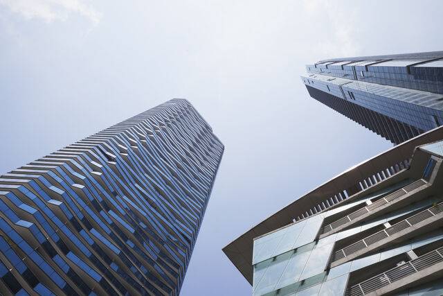 주거 유형으로는 자가 비율이 77.1%에 달했고, 아파트 거주 비율이 78.1%로 상당수였다. 클립아트코리아