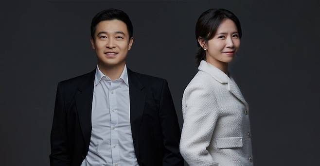 배호(왼쪽), 정민찬 큐빅 대표