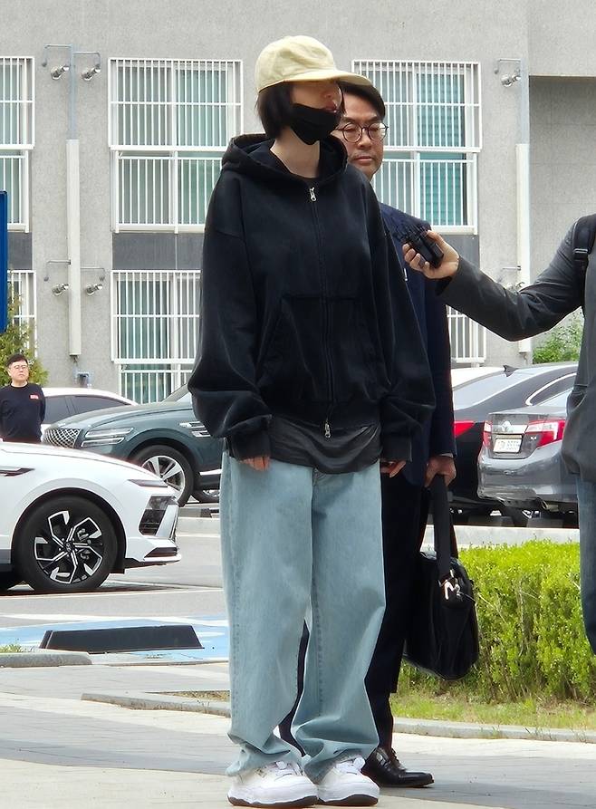 강도 자택 피해 입은 나나, 재판 증인 출석. 사진ㅣ뉴스1