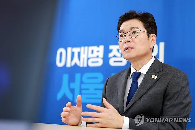 더불어민주당 정원오 서울시장 후보, 연합뉴스와 인터뷰 (서울=연합뉴스) 신현우 기자 = 더불어민주당 정원오 서울시장 후보가 지난 24일 서울 중구 후보 사무실에서 연합뉴스와 인터뷰하고 있다. 2026.4.26 nowwego@yna.co.kr