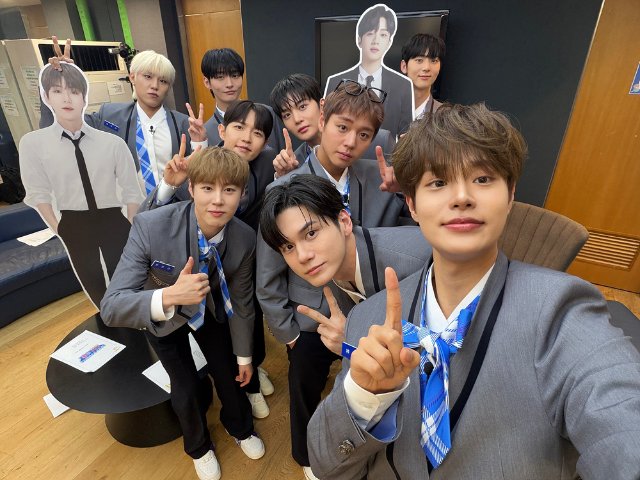 엠넷플러스(Mnet Plus) 오리지널 예능 ‘WANNA ONE GO : Back to Base’(이하 ‘워너원고 : 백투베이스’)가 28일 첫 방송을 시작한다.