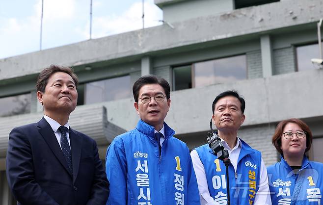 정원오 더불어민주당 서울시장 후보가 29일 서울 성북구 정릉공영차고지에서 열린 '찾아가는 현장: 정릉차고지편'에서 발언하고 있다. 2026.4.29 ⓒ 뉴스1 김성진 기자