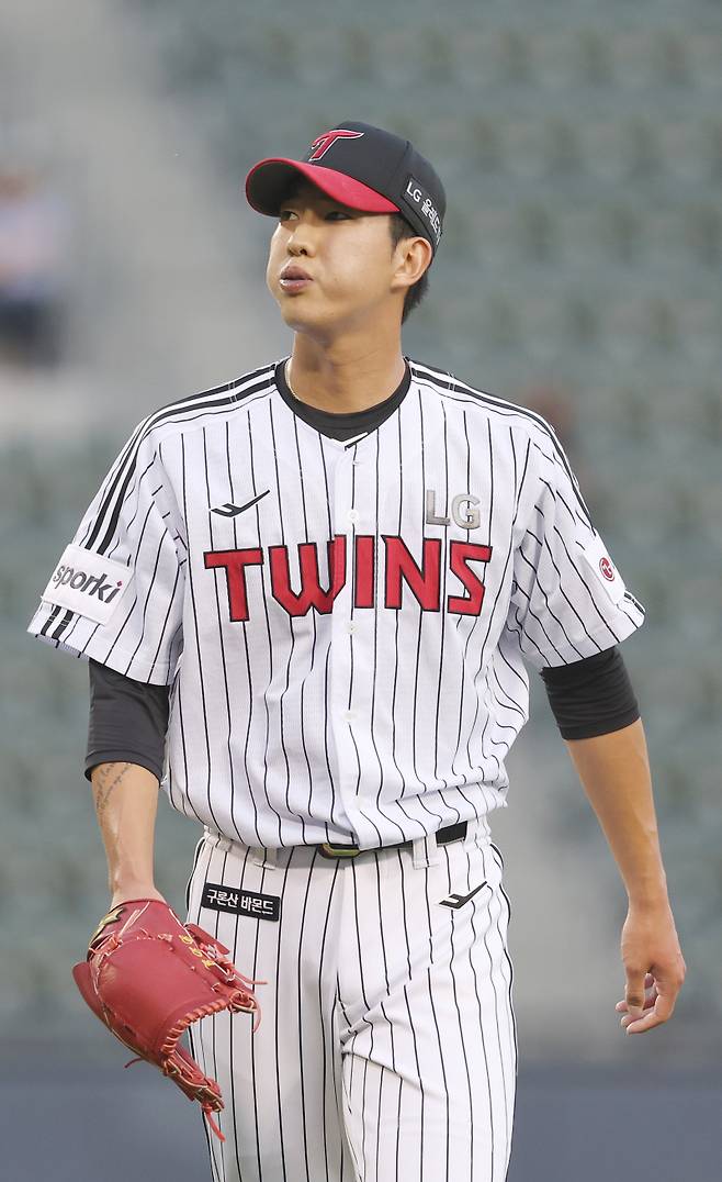 <yonhap photo-4212=""> LG 이상영. 사진=연합뉴스</yonhap>