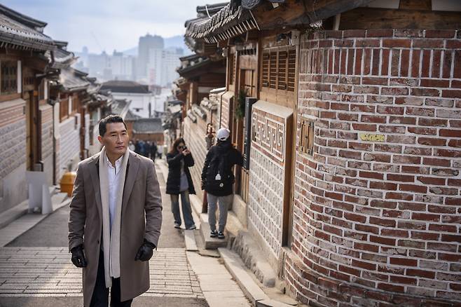 Daniel Dae Kim stars in "K-Everything" (CNN International)