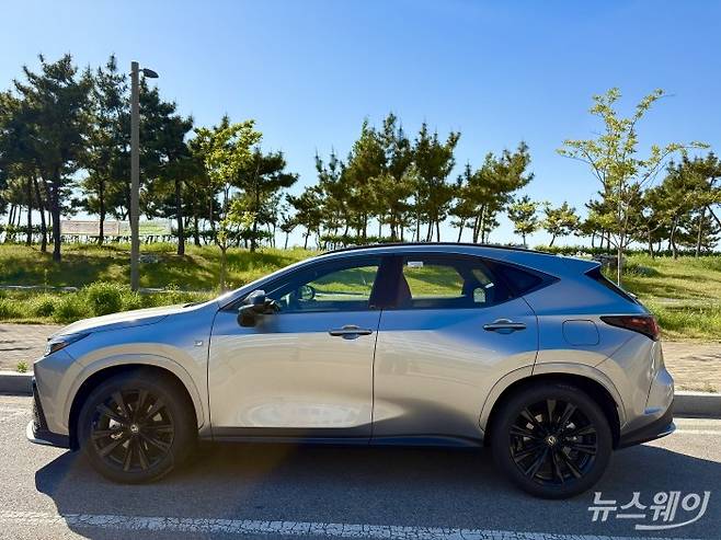 렉서스 NX450h+ F SPORT 사진=황예인 기자
