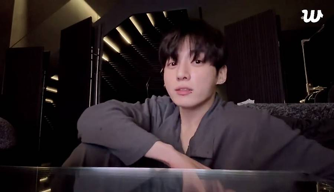 정국. 사진ㅣ‘위버스’ 캡처
