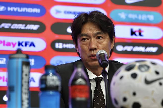 홍명보 대한민국 축구 국가대표팀 감독이 16일 오후 서울 종로구 KT 광화문 빌딩 웨스트에서 2026 FIFA 북중미 월드컵 최종 명단 발표 기자회견을 하고 있다. 사진=뉴시스