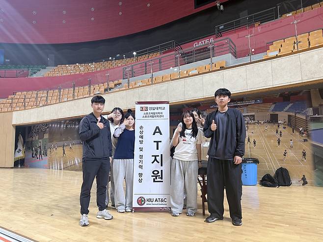 ▲ 경일대학교 스포츠재활의학과는 지난 5월 16일부터 17일까지 이틀간 개최된 '제20회 경산시장배 전국 3x3 농구대회'에 선수들의 안전과 부상 방지를 담당하는 AT(선수 트레이너) 지원단으로 참여했다. 경일대.
