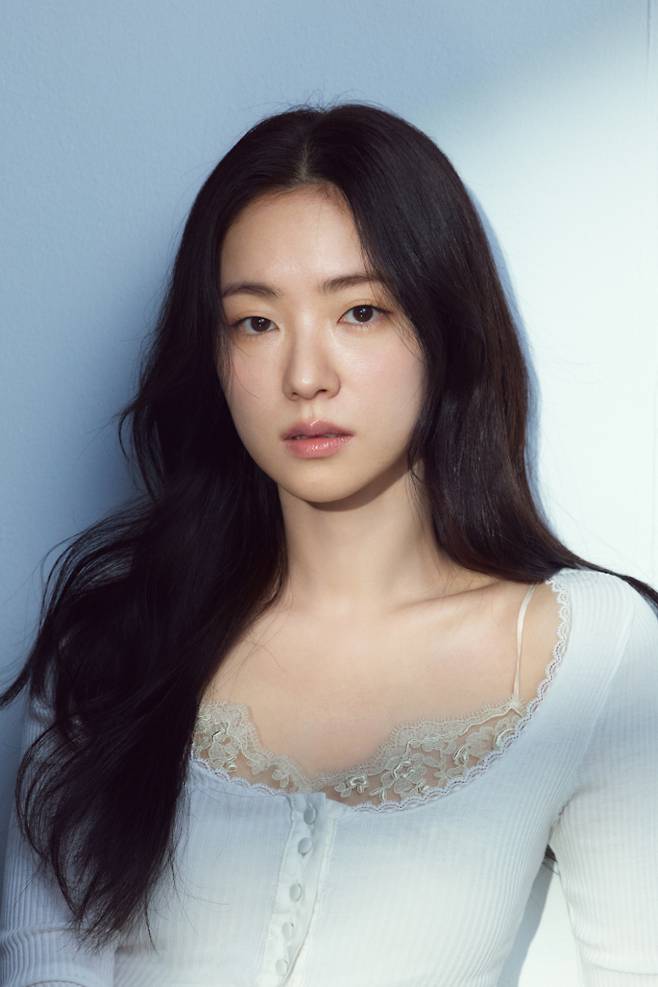 전여빈
