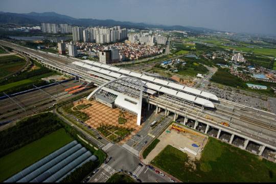오송역 전경. 충북도 제공