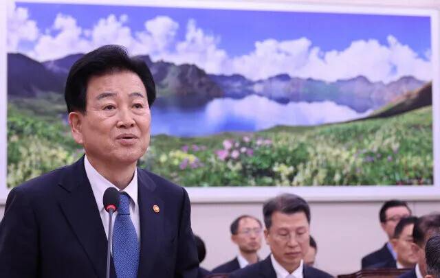 지난 4월15일 국회 외교통일위원회 전체회의에서 정동영 통일부 장관이 발언하고 있다. 김정효 기자 hyopd@hani.co.kr