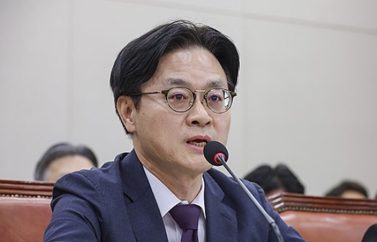 19일 삼성전자 파업 관련 입장 말하는 김정관 산업통상부 장관. (연합뉴스)