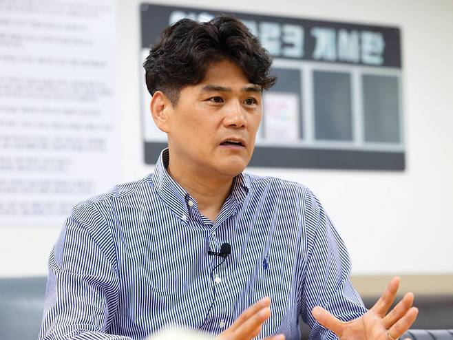마약 중독 회복 공동체 ‘인천 다르크’를 운영하는 최진묵 센터장. 23년간 마약 중독자로 살았지만 마약을 끊은 지 15년째다. 지호영 기자