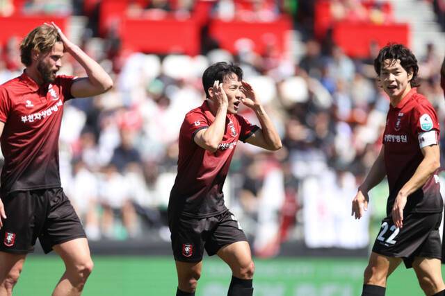 승격에 성공해 창단 첫 K리그1서 경쟁 중인 부천FC가 득점 빈곤에 빠져있다. 한국프로축구연맹 제공