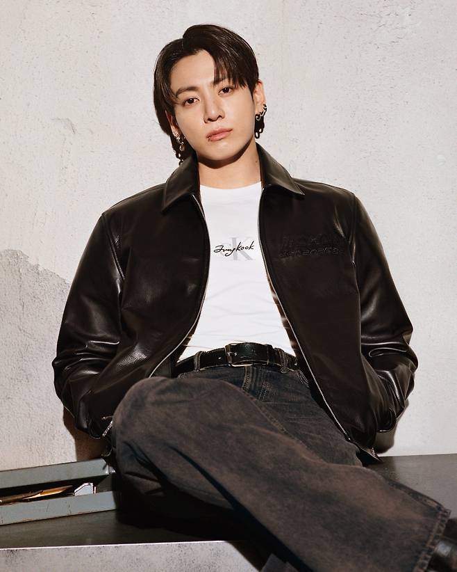 캘빈클라인 SNS 캡처