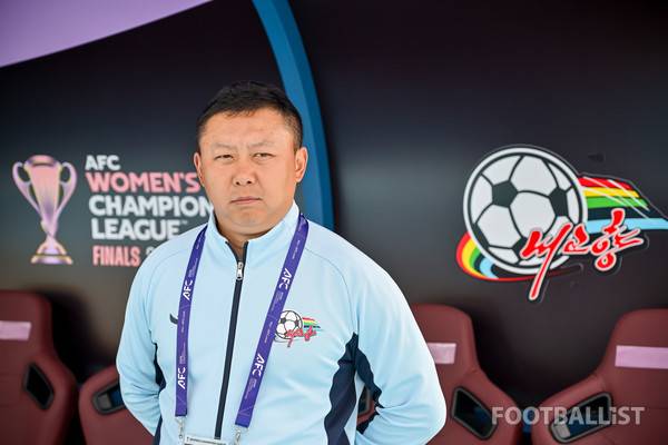 리유일 감독(내고향여자축구단). 서형권 기자