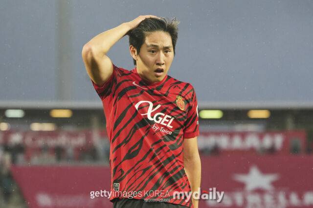 이강인(PSG)의 친정팀 마요르카가 24일 에스타디 마요르카 손 모익스에서 열린 레알 오비에도와의 38라운드 최종전에서 3-0으로 완승을 거뒀으나, 2부리그로 강등됐다./게티이미지코리아