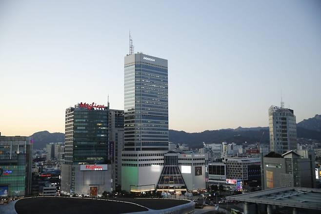 동대문 두산타워. 두산