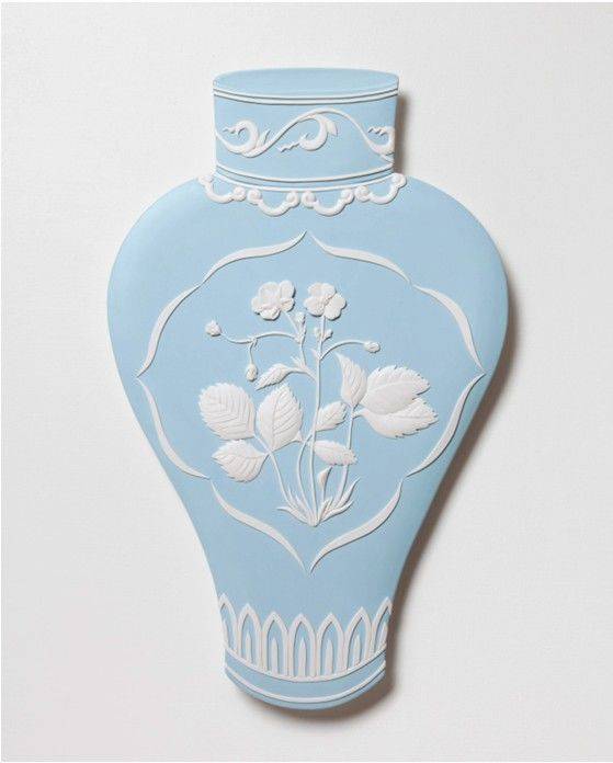 신동원, 낯설고도 익숙한, 38.5 x 61.5cm, porcelain, 2018 *재판매 및 DB 금지