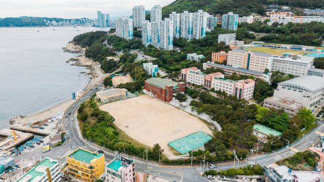 옛 부산남고 전경. 부산비엔날레조직위원회 제공