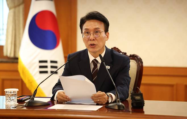 김민석 국무총리가 27일 서울 종로구 정부서울청사에서 열린 대한민국 2045 전략수립위원회 출범 전체회의에서 모두발언을 하고 있다.(뉴시스)