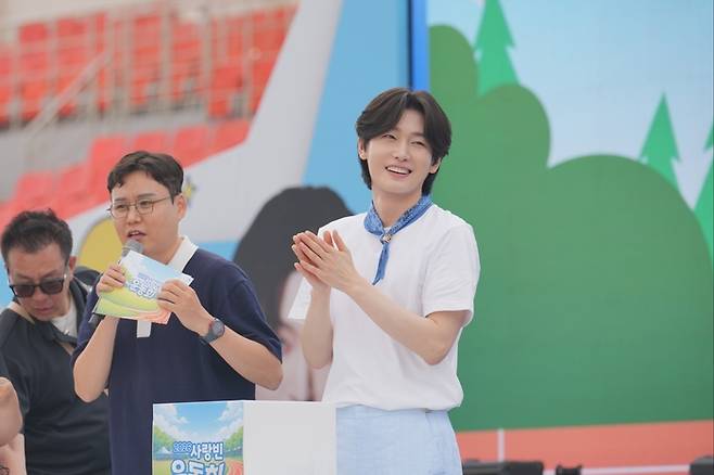 김용빈. 사진 | 오네스타컴퍼니, 밝은누리