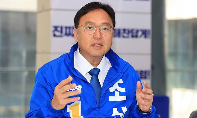 더불어민주당 조상호 세종시장 후보는 “정치·정책·행정 경험을 두루한 후보가 행정수도 세종 완성의 골든타임을 놓치지 않고 속도감 있게 추진할 수 있다”고 자신한다. 조상호 후보 캠프 제공