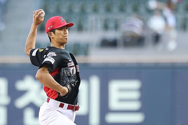 29일 선발로 등판해 2이닝 4피안타 1피홈런 4볼넷 6실점이라는 충격적인 투구를 펼친 이의리. KIA구단 제공