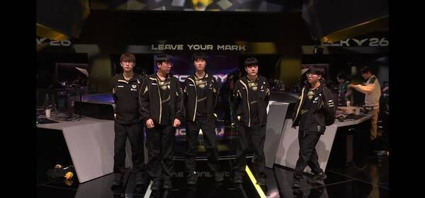 29일 서울 종로구 치지직 롤파크에서 열린 '2026 리그 오브 레전드 챔피언스 코리아(LCK)' 정규시즌 2라운드 2경기에서 젠지가 한진 브리온을 세트 스코어 2대0으로 제압했다 .(GEN & BRO =2:0). /사진=네이버 치지직 라이브영상 캡처